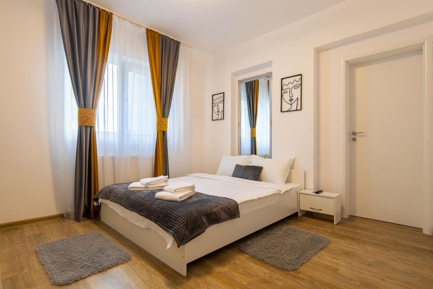 Mm Near To Coresi Mall With Free Parking Brașov