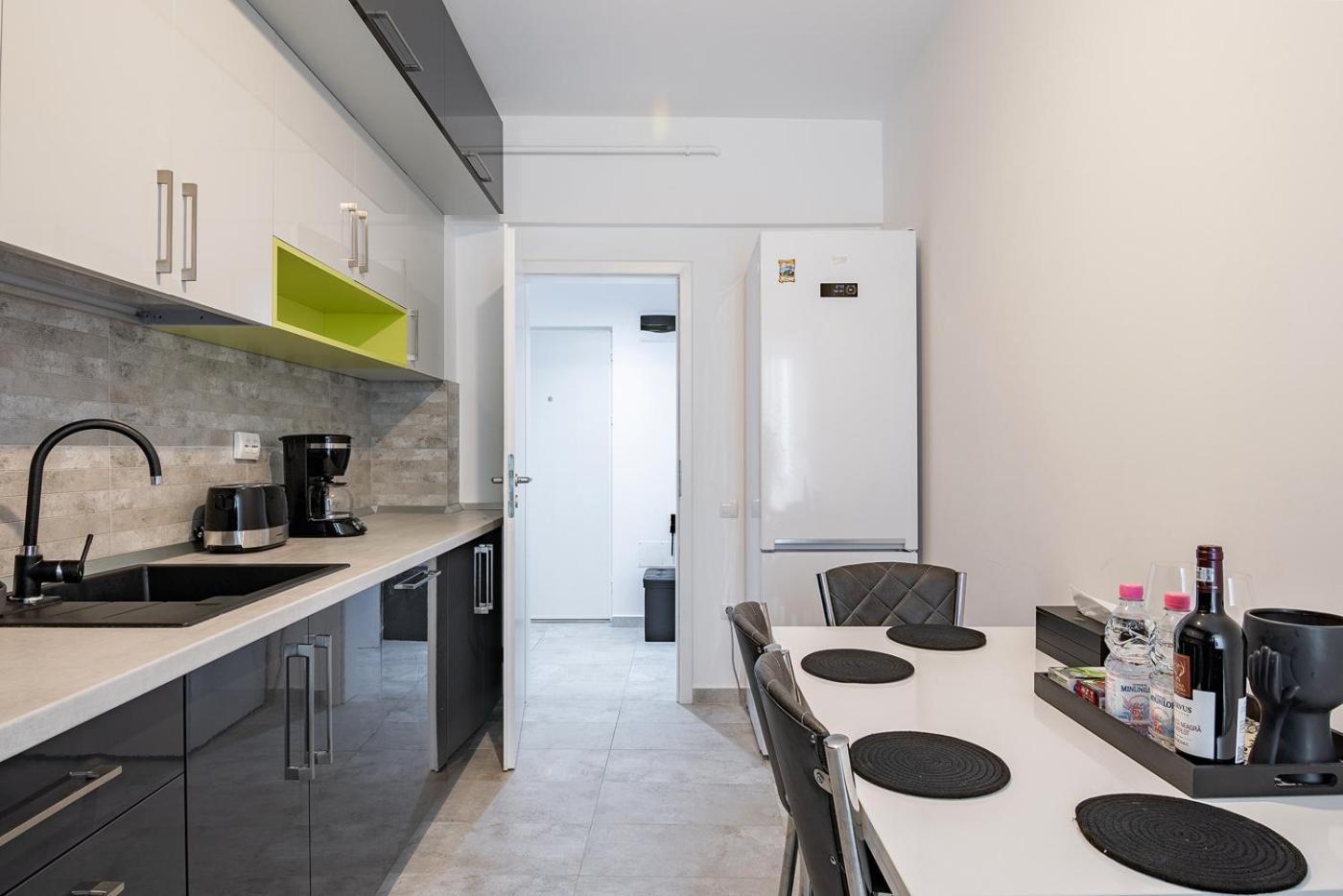 Mm Near To Coresi Mall With Free Parking Brașov